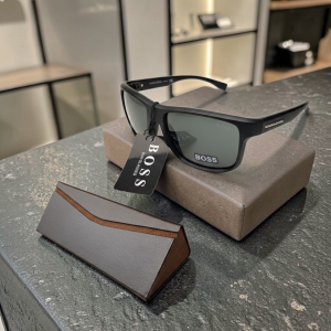 LUNETTES CHIC BOSS AVEC ETUI ELEGANT